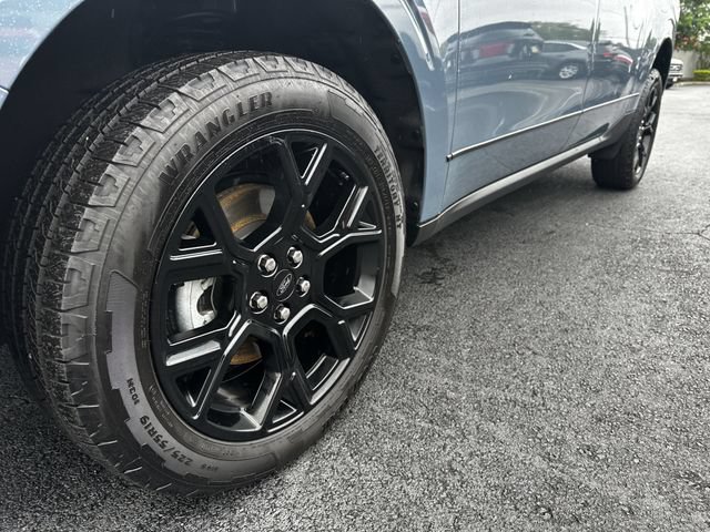 Certified 2026 Ford Maverick Lariat w/ Black Appearance Package AWD/4WD image 12