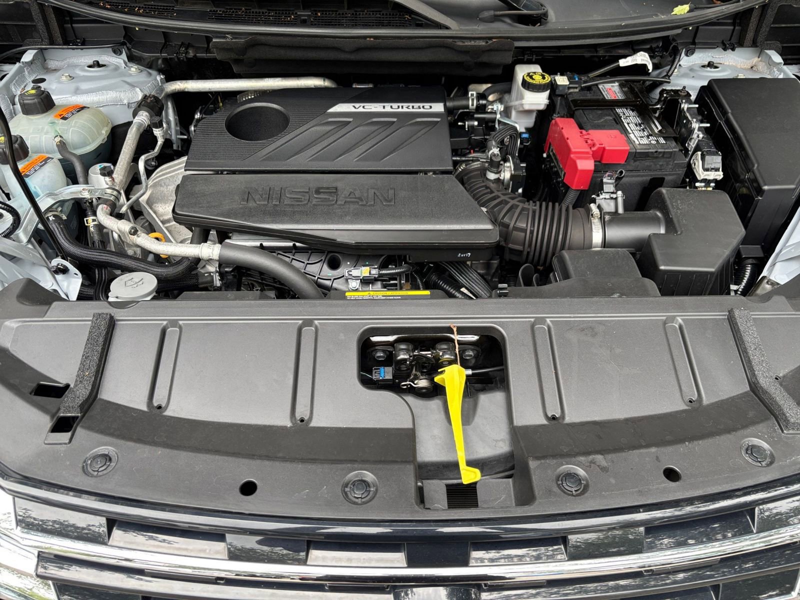 Used 2025 Nissan Rogue SV FWD image 33