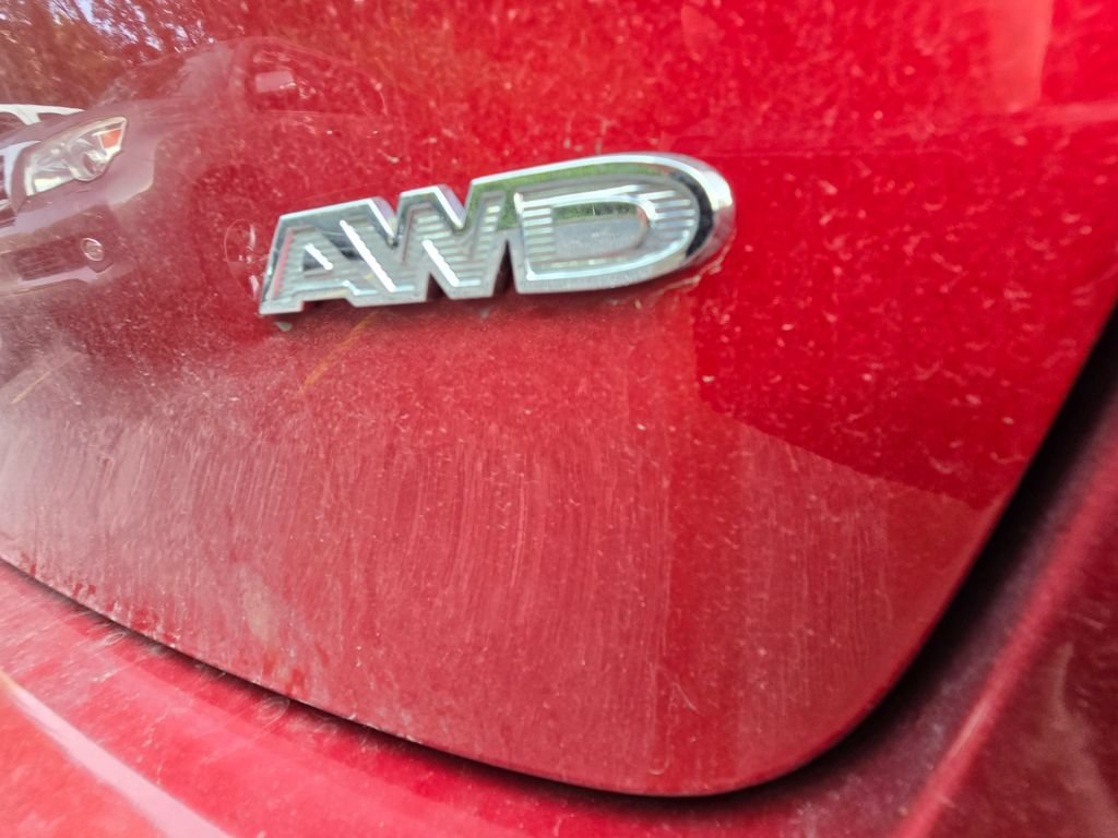 Used 2025 Chrysler Pacifica Select AWD/4WD image 19