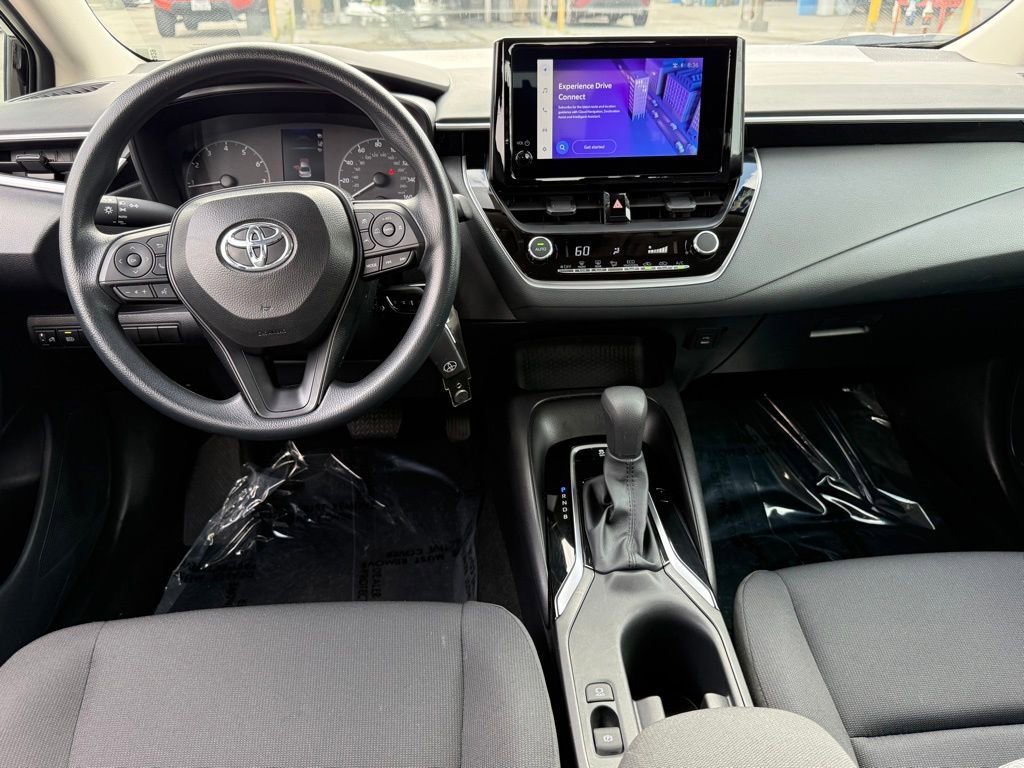 Certified 2025 Toyota Corolla LE image 30