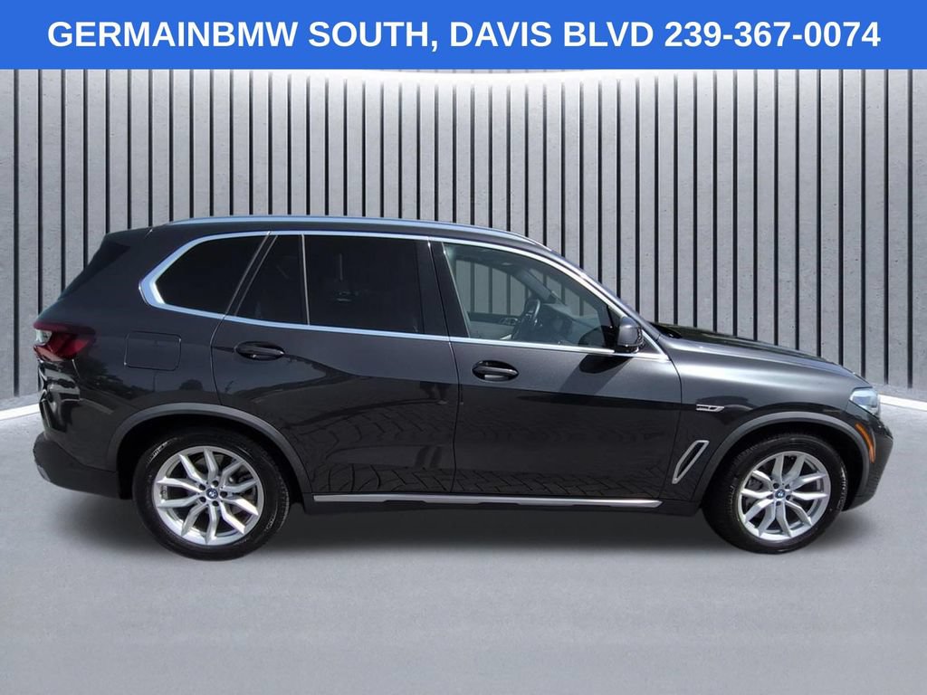 Used 2022 BMW X5 xDrive45e AWD/4WD image 4