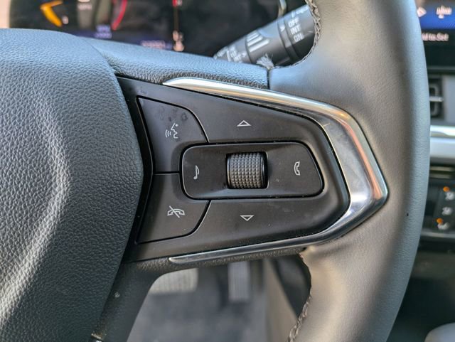 Used 2025 Chevrolet Trax LT w/ LT Convenience Package FWD image 10