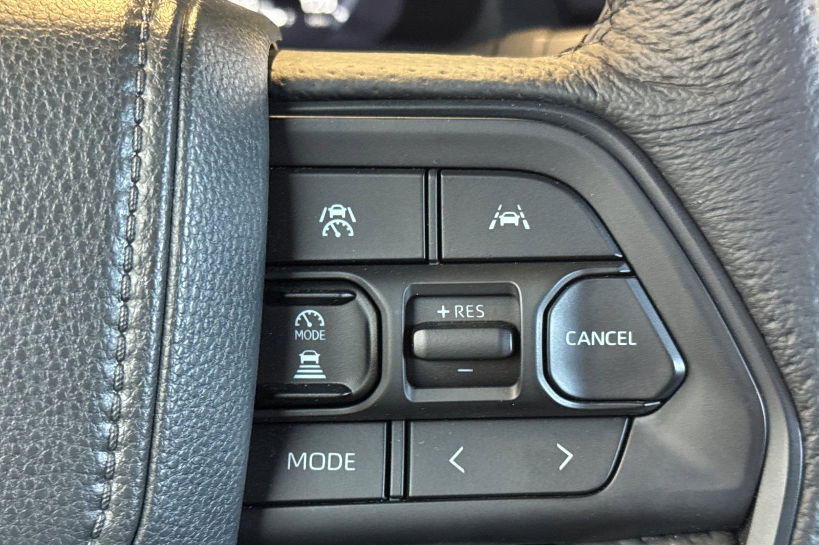 Certified 2025 Toyota Tacoma TRD Pro image 31