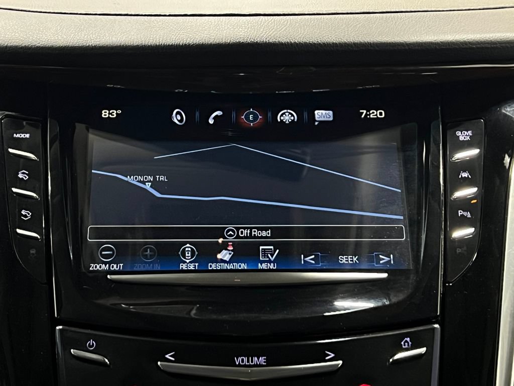 Used 2017 Cadillac Escalade Luxury AWD/4WD image 11