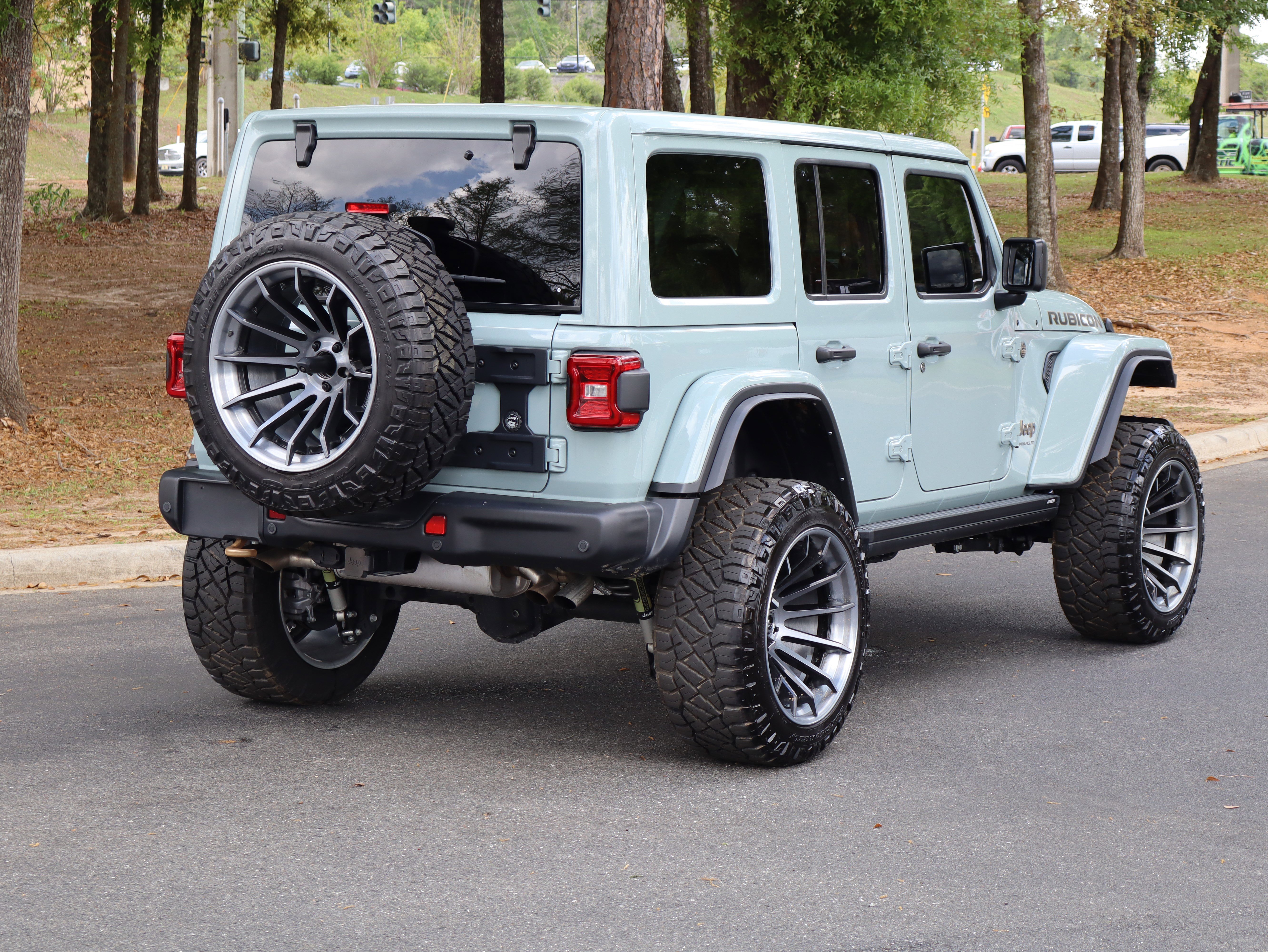 Used 2024 Jeep Wrangler Unlimited Rubicon 392 AWD/4WD image 9