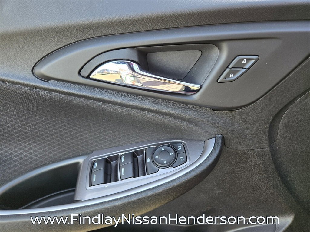 Used 2022 Chevrolet Malibu RS image 20