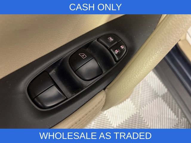 Used 2015 Nissan Rogue SL w/ SL Premium Package FWD image 29