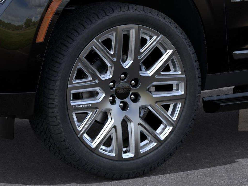 New 2026 GMC Yukon Denali Ultimate AWD/4WD image 9