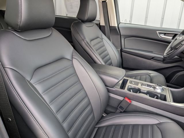 Used 2024 Ford Edge SEL w/ Convenience Package image 33