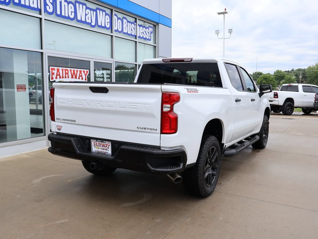 Certified 2021 Chevrolet Silverado 1500 Custom Trail Boss w/ Safety Confidence Package AWD/4WD image 3