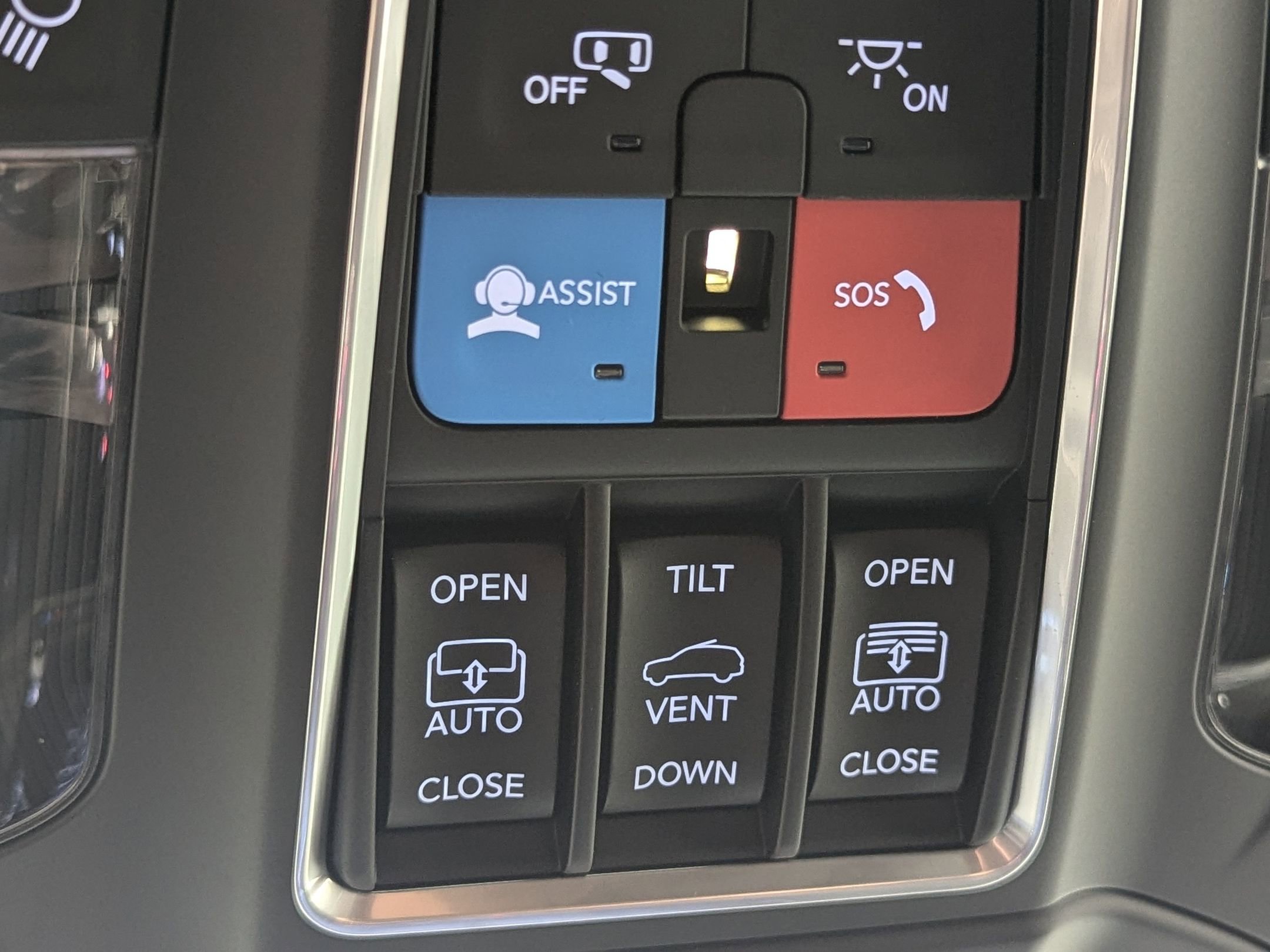 Used 2022 Jeep Wagoneer Series III w/ Premium Group I image 30