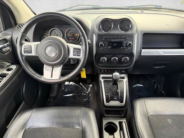 Used 2017 Jeep Compass Latitude AWD/4WD image 20
