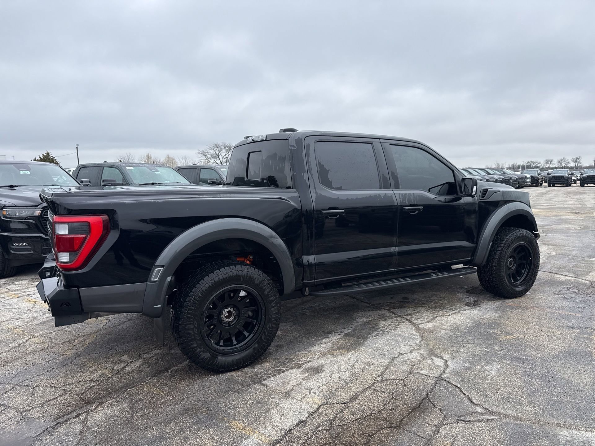Used 2023 Ford F150 Raptor w/ Raptor Carbon Fiber Package image 6