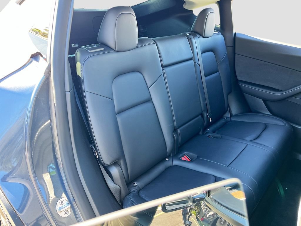 Used 2022 Tesla Model Y Performance image 25