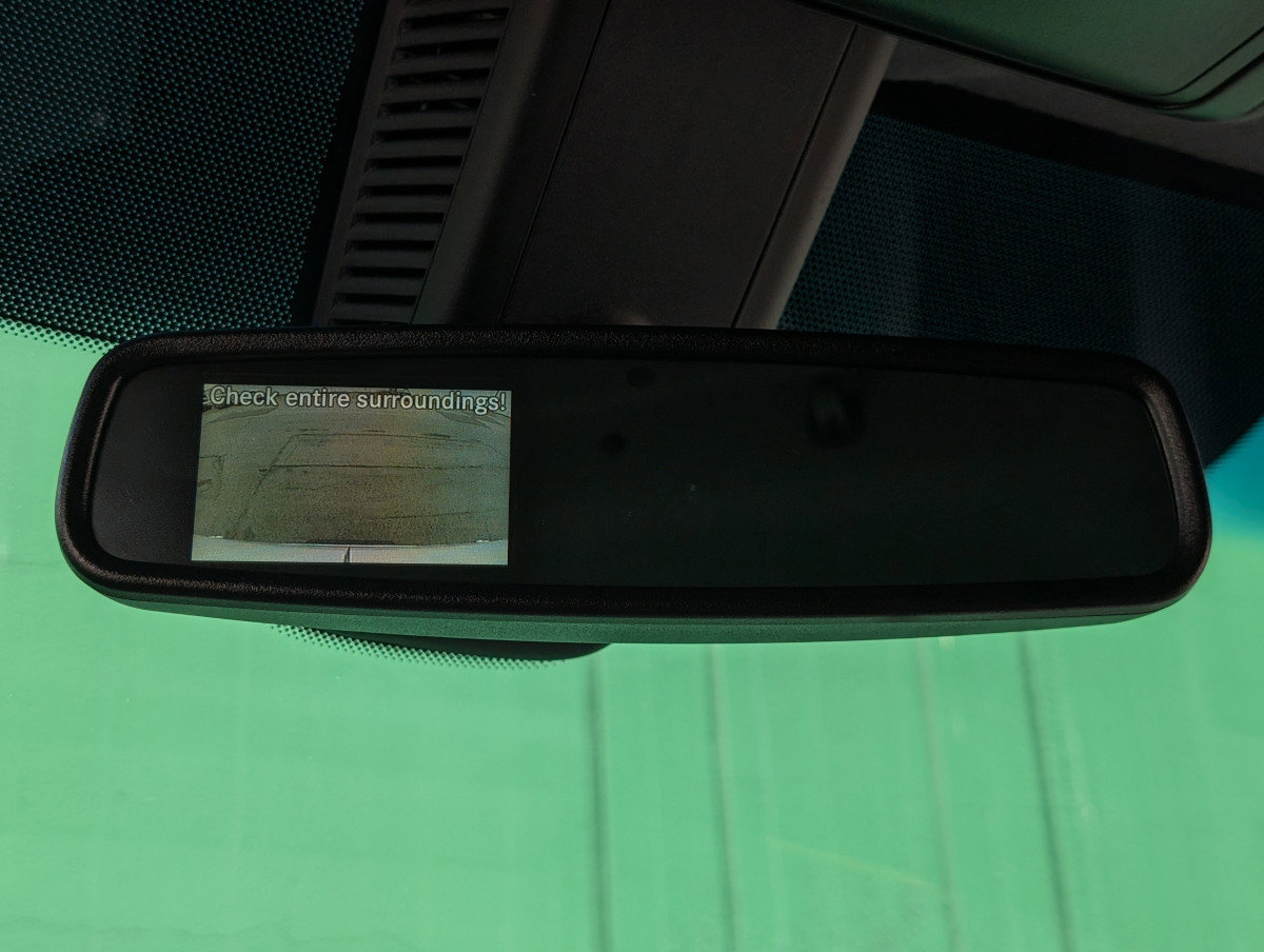 Used 2024 Mercedes-Benz eSprinter 170 Cargo image 32