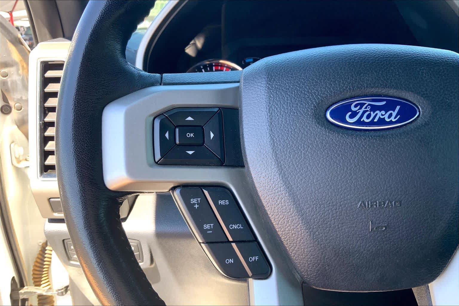 Used 2022 Ford F250 Lariat w/ Tremor Off-Road Package AWD/4WD image 24