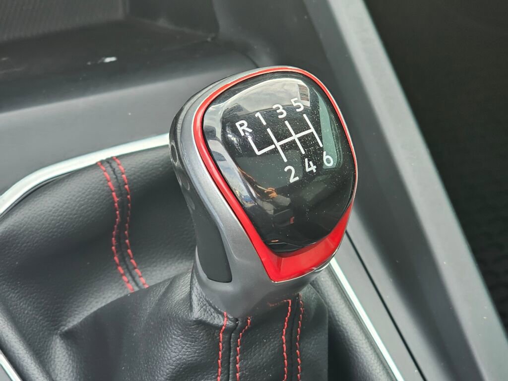 Used 2022 Volkswagen GTI SE image 30