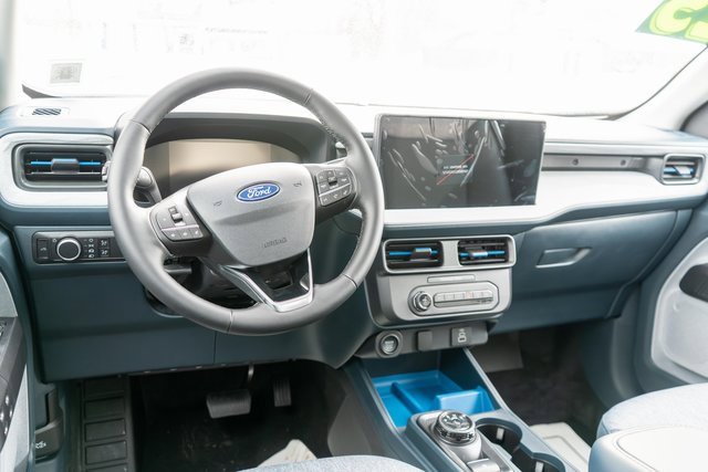 New 2025 Ford Maverick XLT w/ XLT Luxury Package image 8