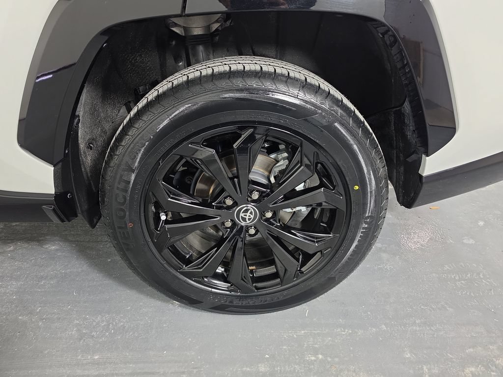 Certified 2023 Toyota RAV4 XSE AWD/4WD image 33