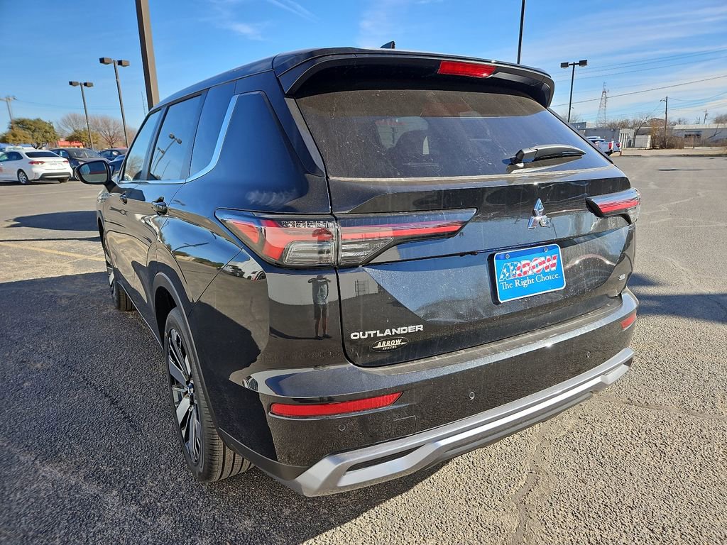 New 2026 Mitsubishi Outlander SE FWD image 9