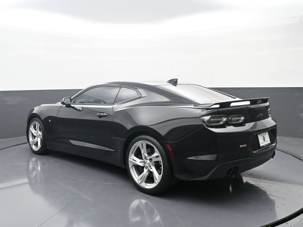 Used 2019 Chevrolet Camaro SS RWD image 5