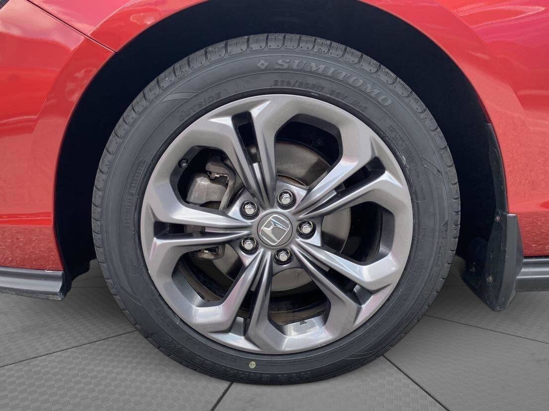 Certified 2023 Honda Accord EX image 9