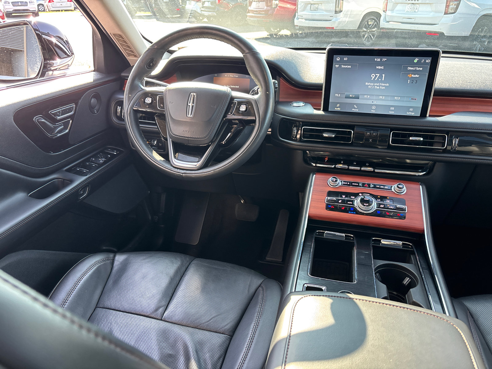 Certified 2024 Lincoln Aviator Reserve w/ Equipment Group 201A AWD/4WD image 30