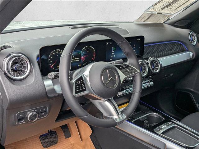 New 2026 Mercedes-Benz GLB 250 4MATIC image 3