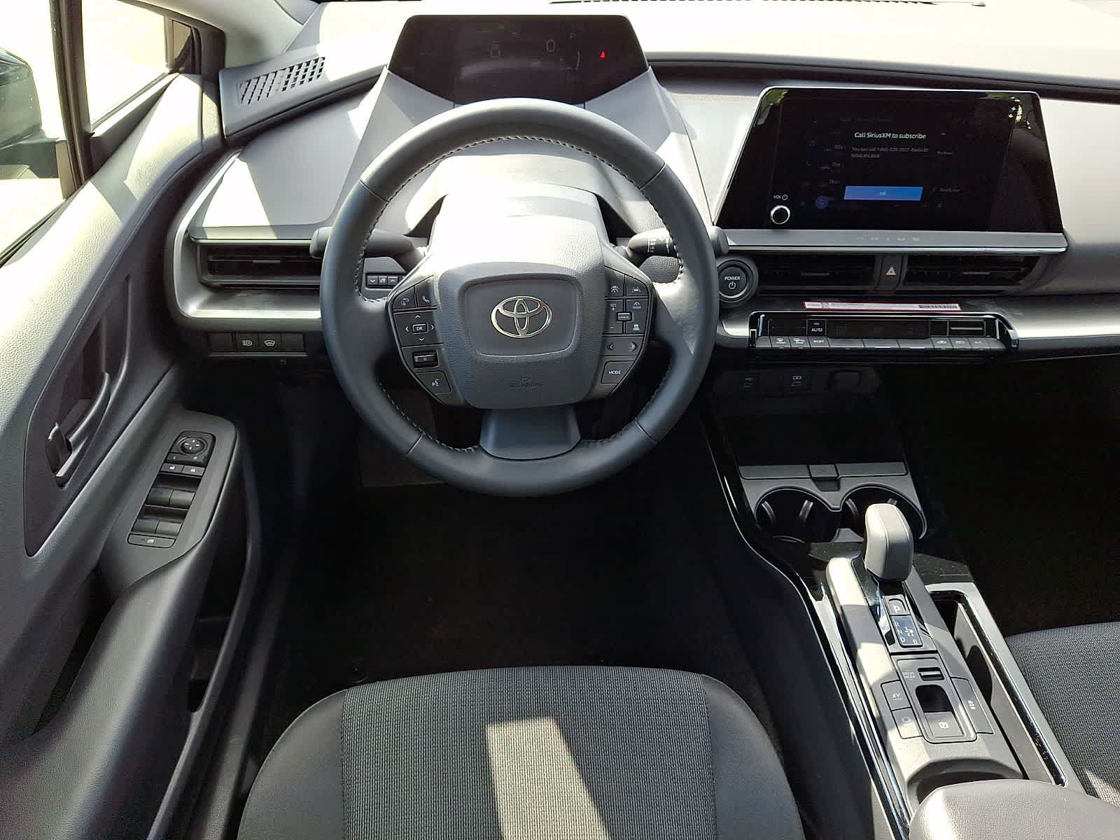 Certified 2025 Toyota Prius LE FWD image 13