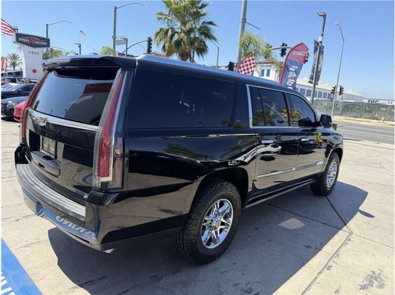 Used 2015 Cadillac Escalade ESV Platinum AWD/4WD image 14