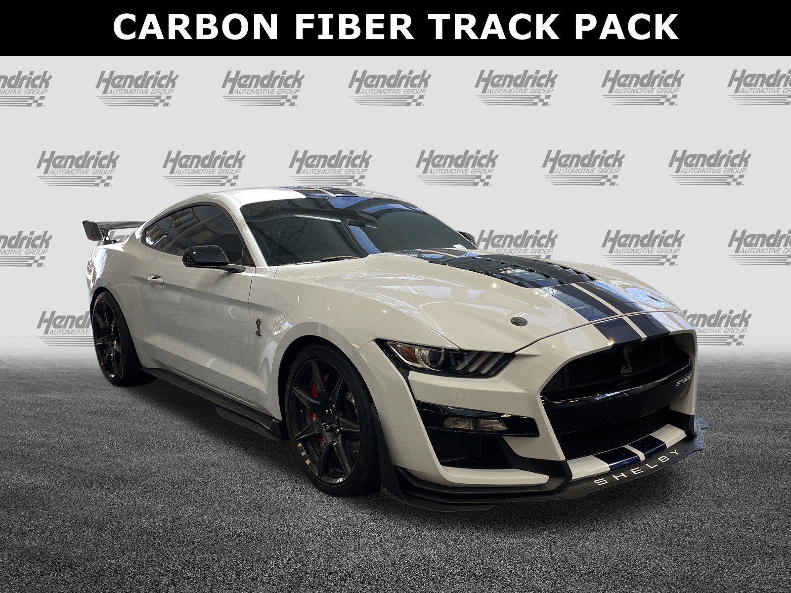Used 2021 Ford Mustang Shelby GT500 w/ Carbon Fiber Track Pack RWD image 2