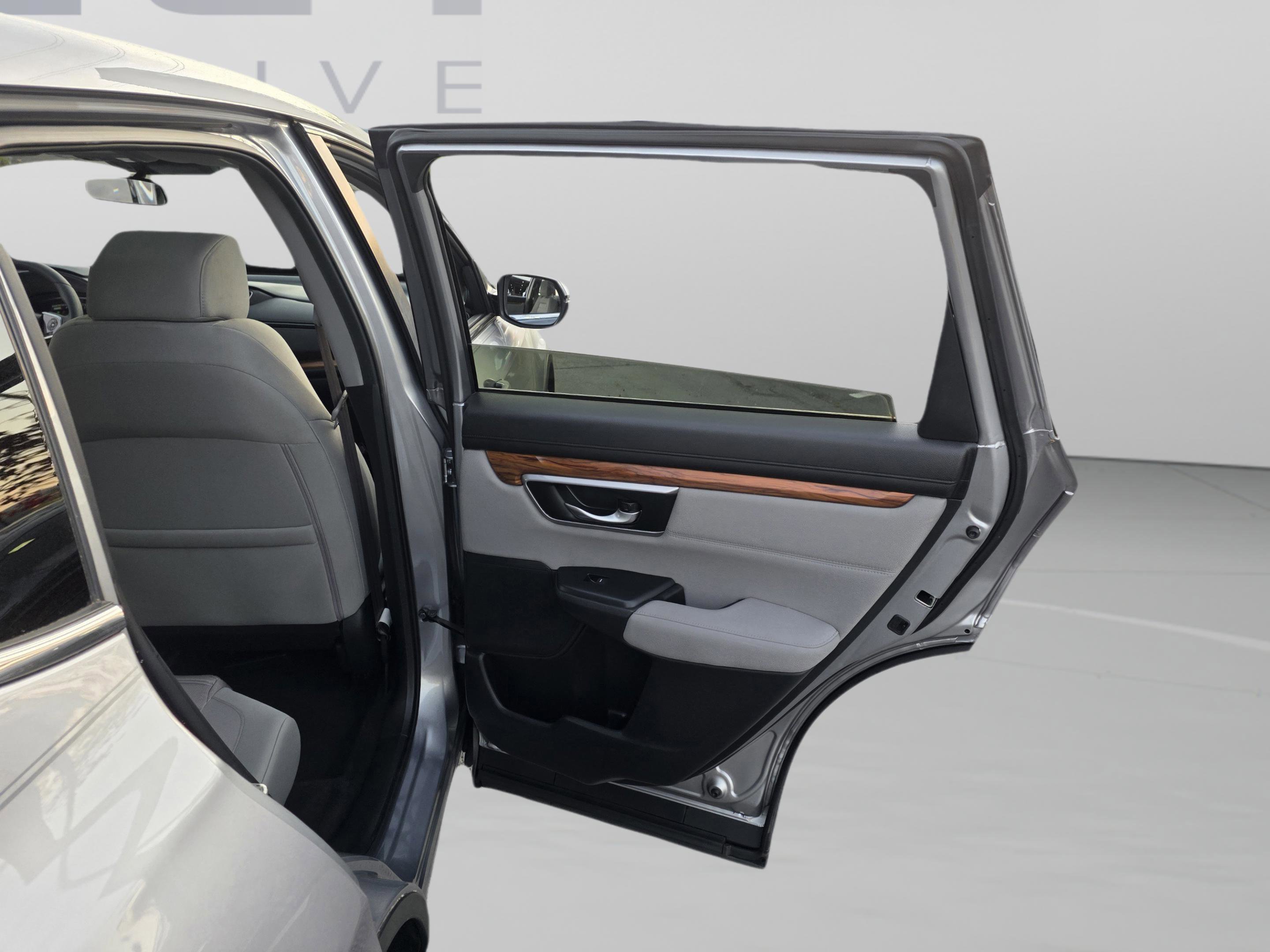 Used 2017 Honda CR-V EX image 15