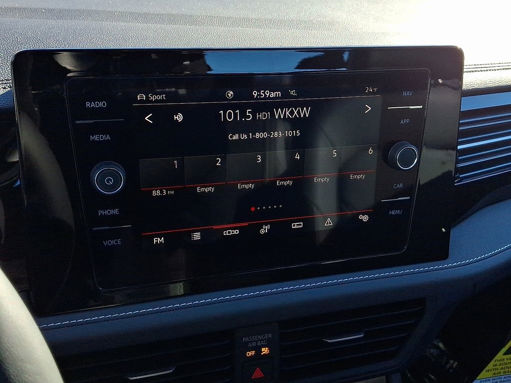 New 2026 Volkswagen Jetta SEL image 9