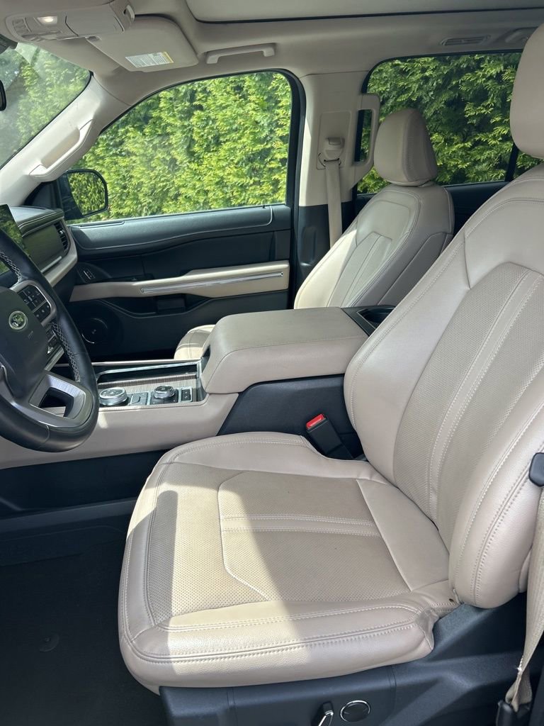 Used 2024 Ford Expedition Max Limited AWD/4WD image 20
