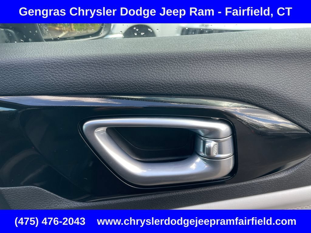 Certified 2025 Jeep Compass Limited AWD/4WD image 16