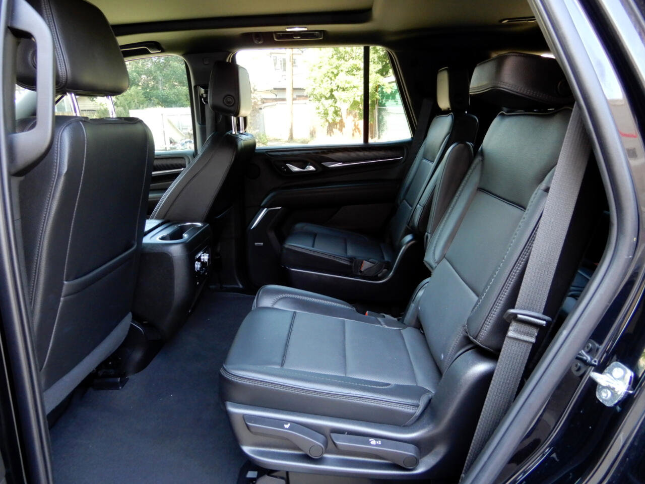 Used 2022 GMC Yukon Denali image 10