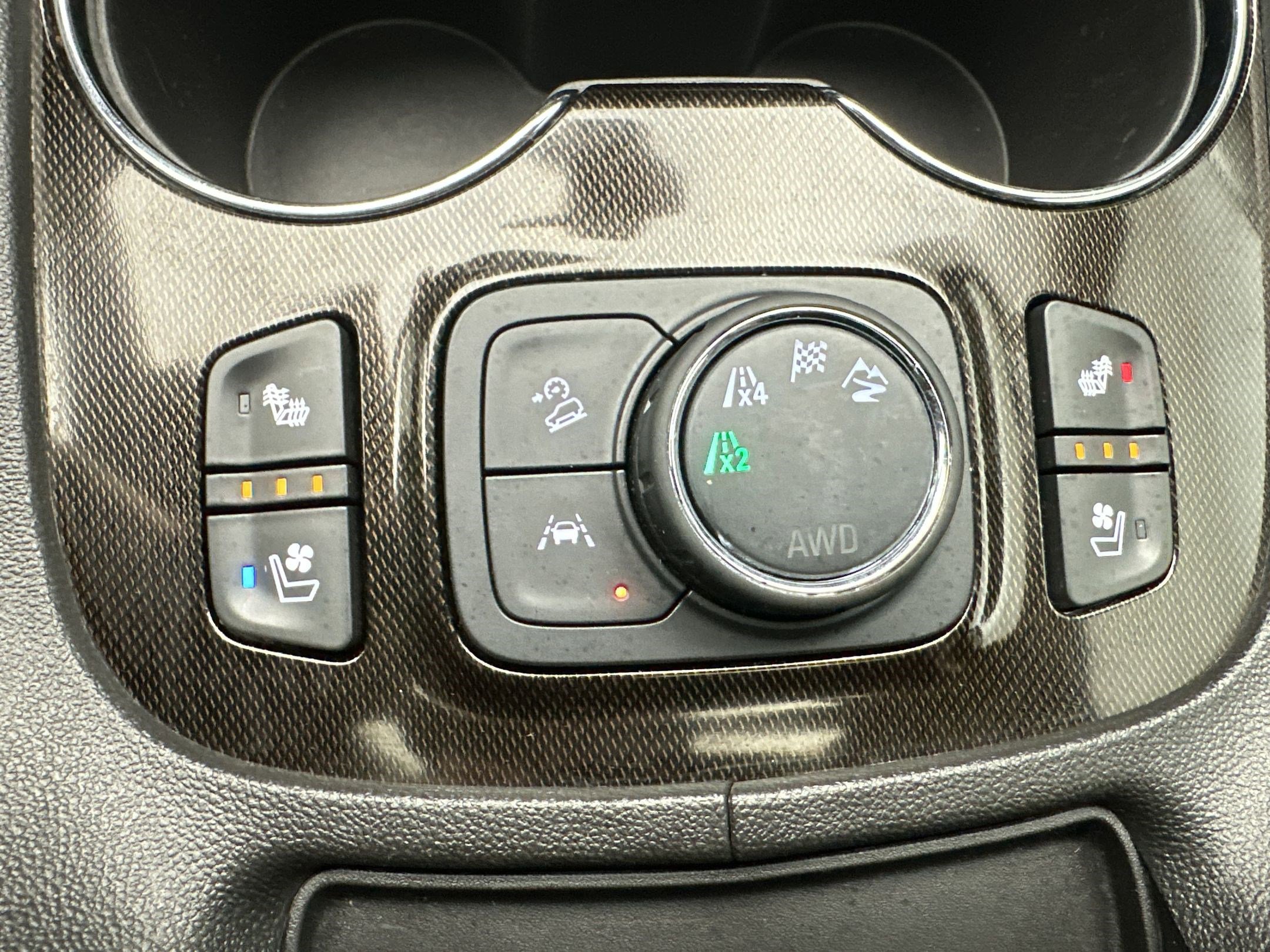 Certified 2023 GMC Acadia AT4 w/ Technology Package AWD/4WD image 31