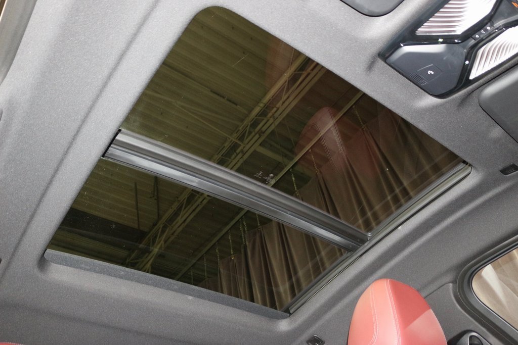 Certified 2023 BMW X4 xDrive30i w/ M Sport Package image 26