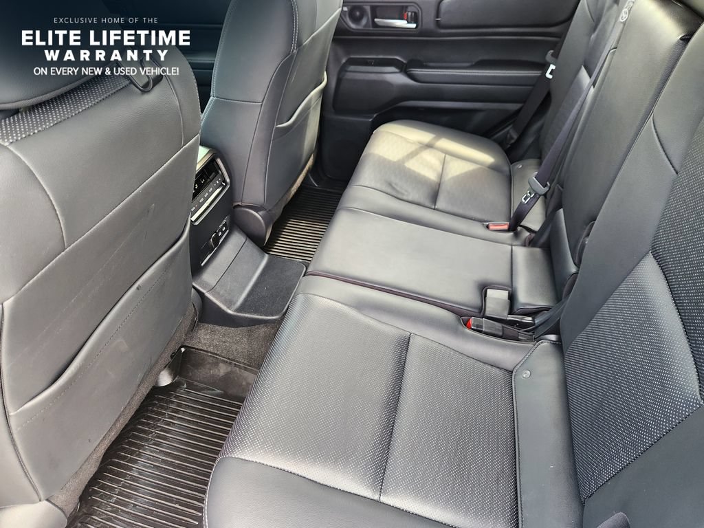 Used 2025 Toyota Land Cruiser AWD/4WD image 33