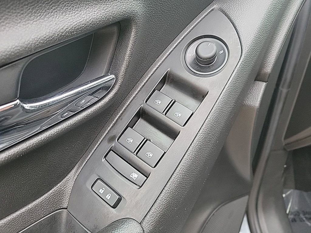 Used 2021 Chevrolet Trax LS image 26