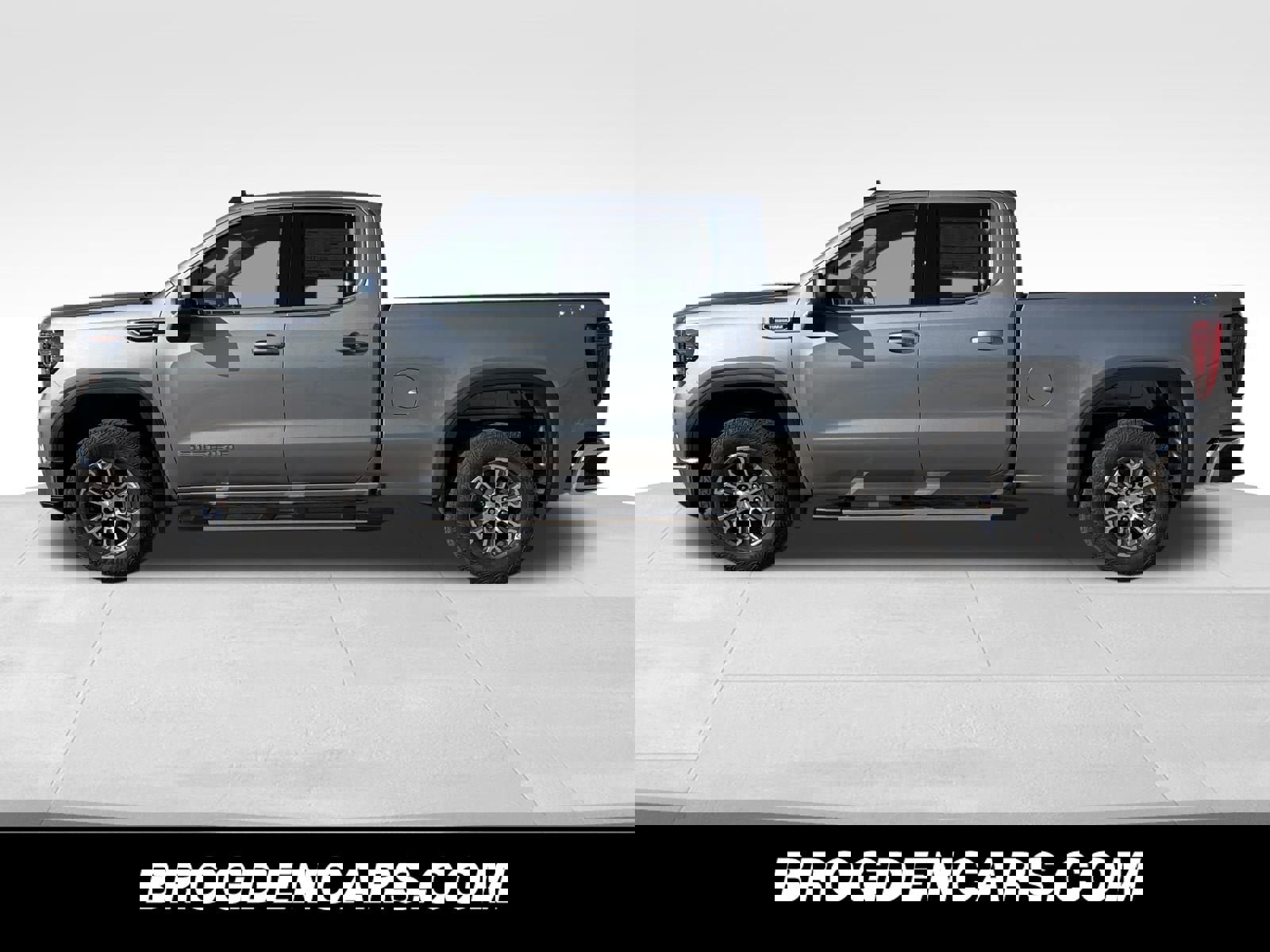 New 2026 GMC Sierra 1500 SLE image 5