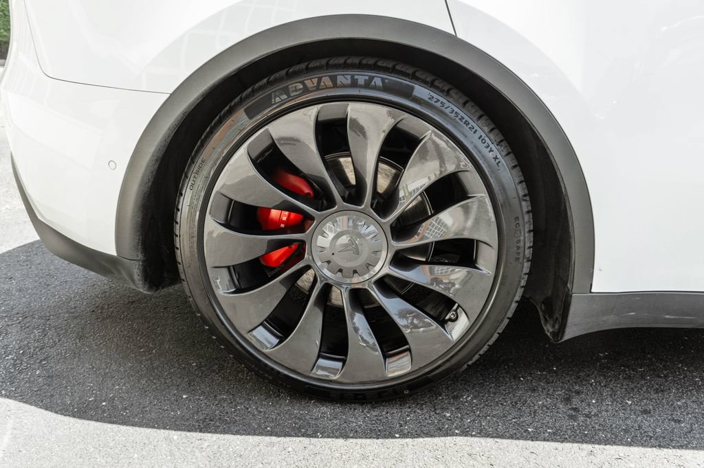Used 2020 Tesla Model Y Performance AWD/4WD image 29