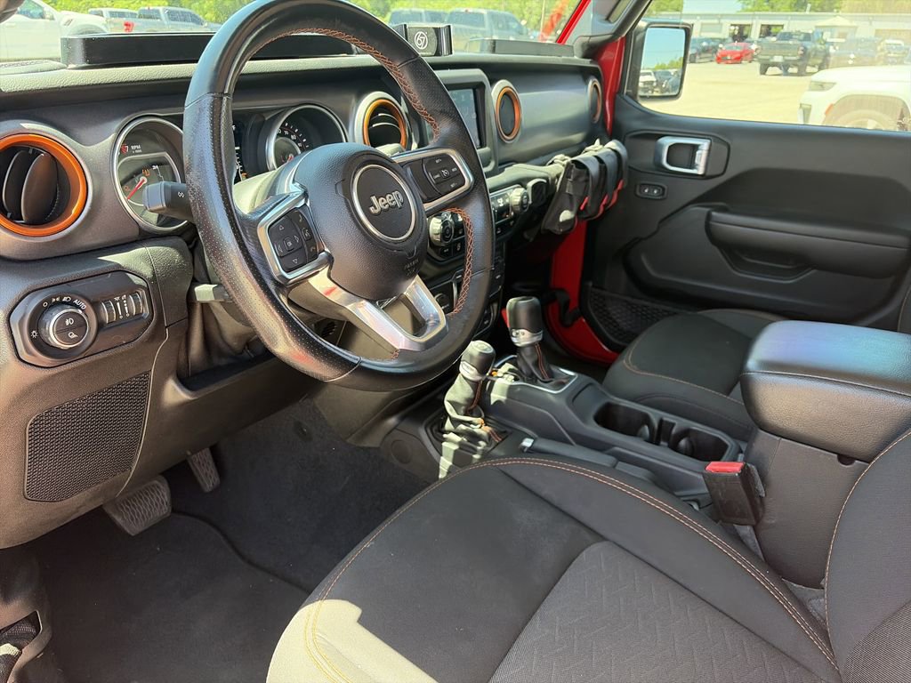 Used 2021 Jeep Gladiator Mojave w/ Trailer Tow Package AWD/4WD image 11