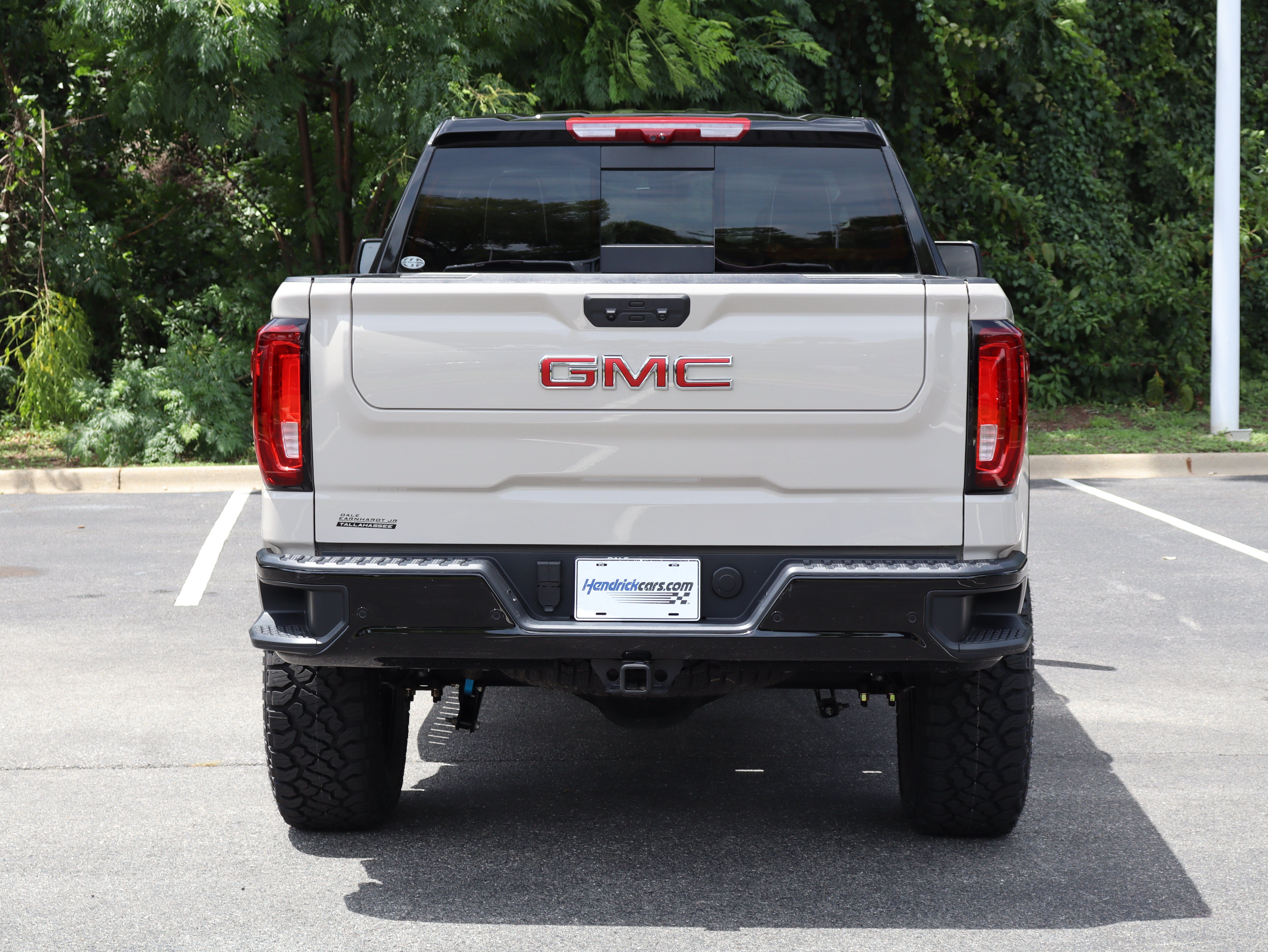 Used 2026 GMC Sierra 1500 AT4X AWD/4WD image 8