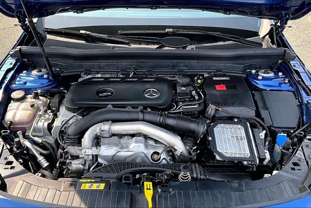 Used 2026 Mercedes-Benz GLB 250 4MATIC image 26