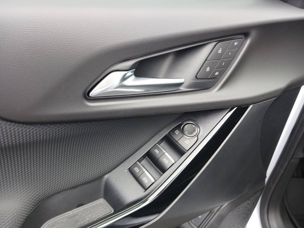 New 2026 Chevrolet Equinox RS w/ Convenience Package III image 10