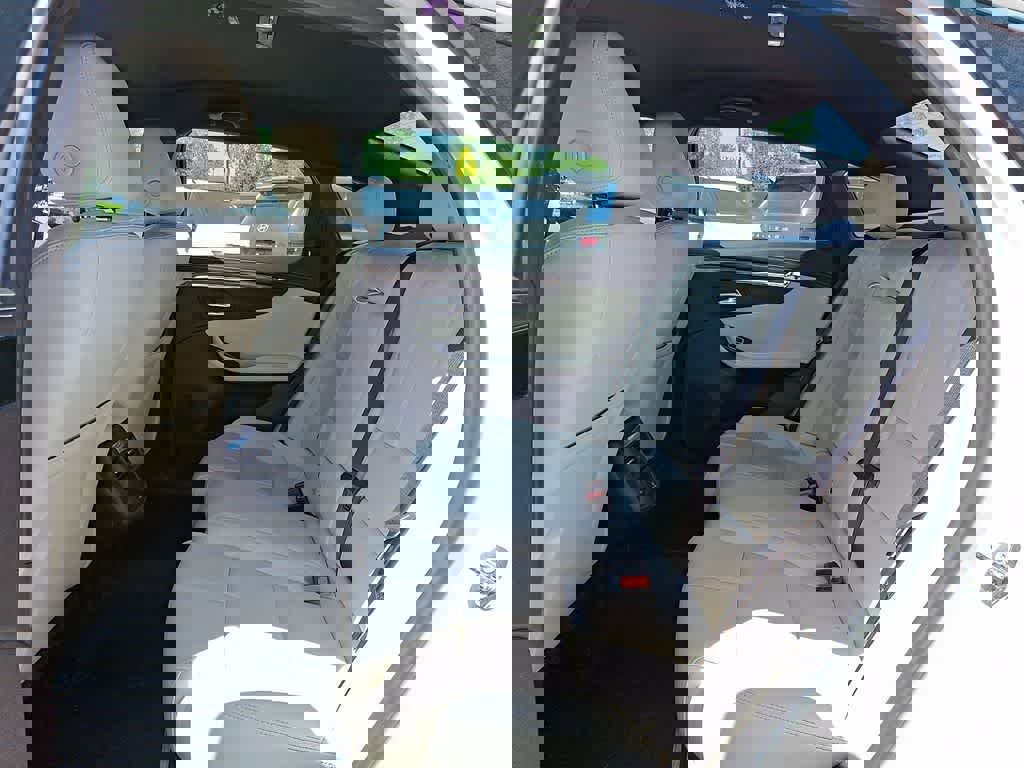 Used 2018 Chevrolet Impala LT w/ LT Leather Package image 10