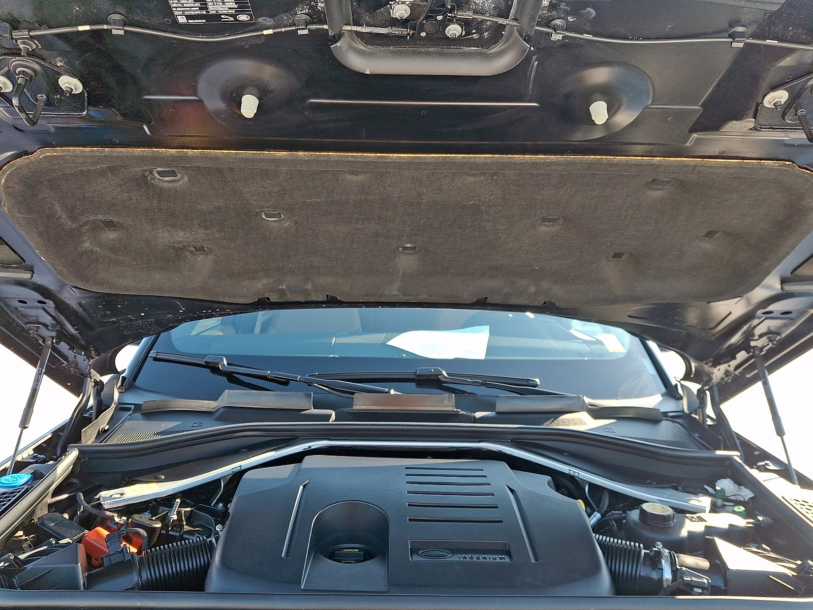 Used 2024 Land Rover Range Rover Sport SE image 27