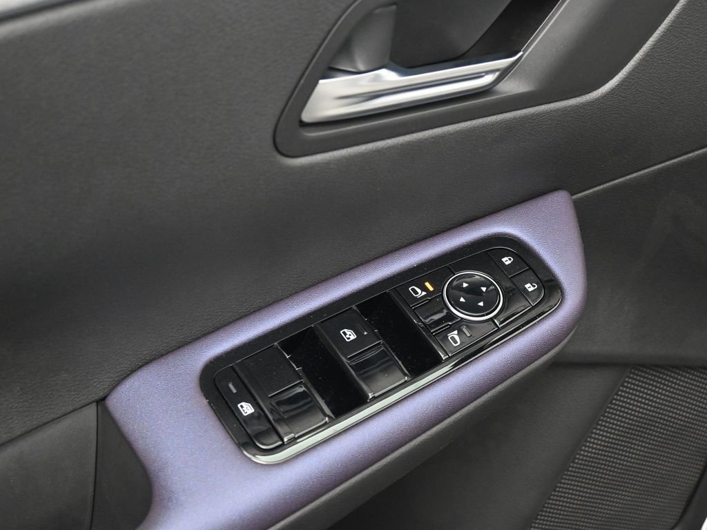 New 2026 Nissan Leaf SV+ w/ Floor Mat Package (SV+) FWD image 15