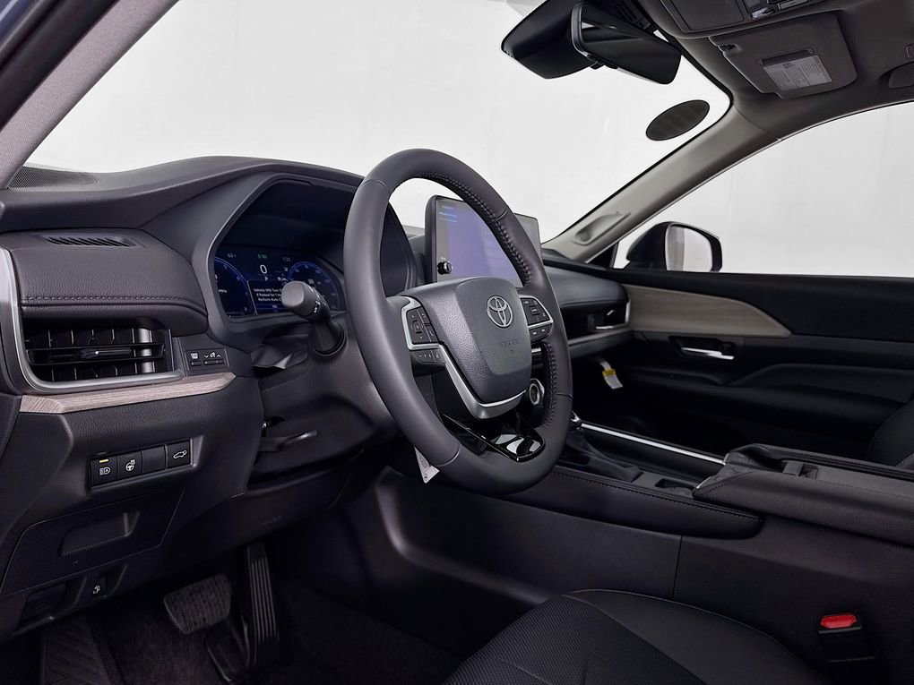 New 2026 Toyota Grand Highlander Limited image 11